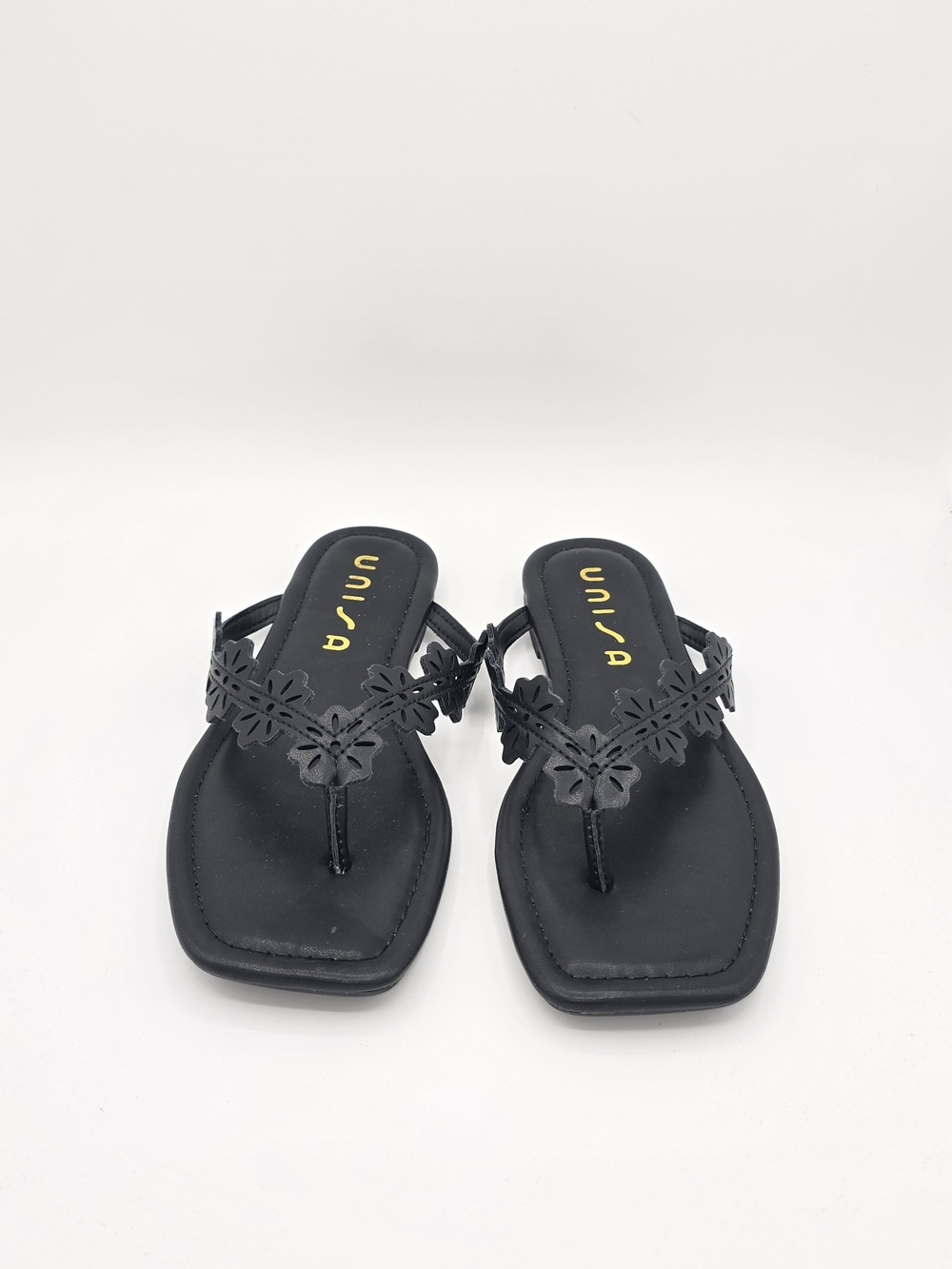 NWOT Unisa 7.5 Black Floral Thong Sandals - Women's Vacation Beach Resort